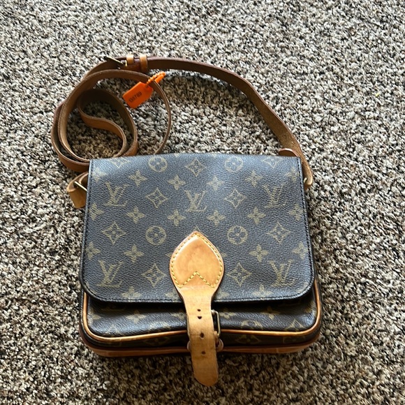 Louis Vuitton Handbags - Louis Vuitton CrossBody